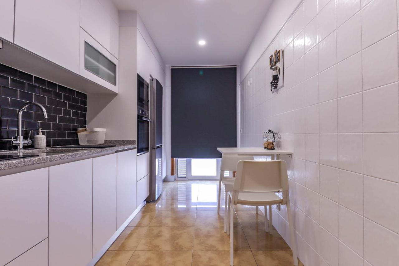 Flor Do Mar - Spacious Apartment With Balcony 빌라프라이라데안코라 외부 사진